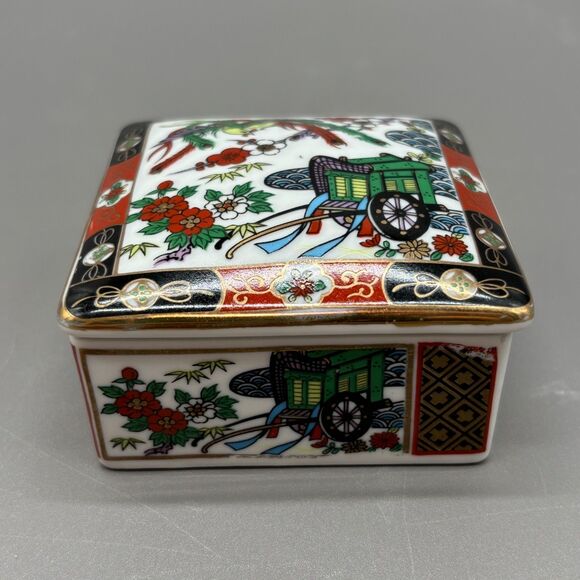 Imari Porcelain Trinket Box Japan 1970s Phoenix Ox Cart Floral Square Lidded 3" - Picture 1 of 11